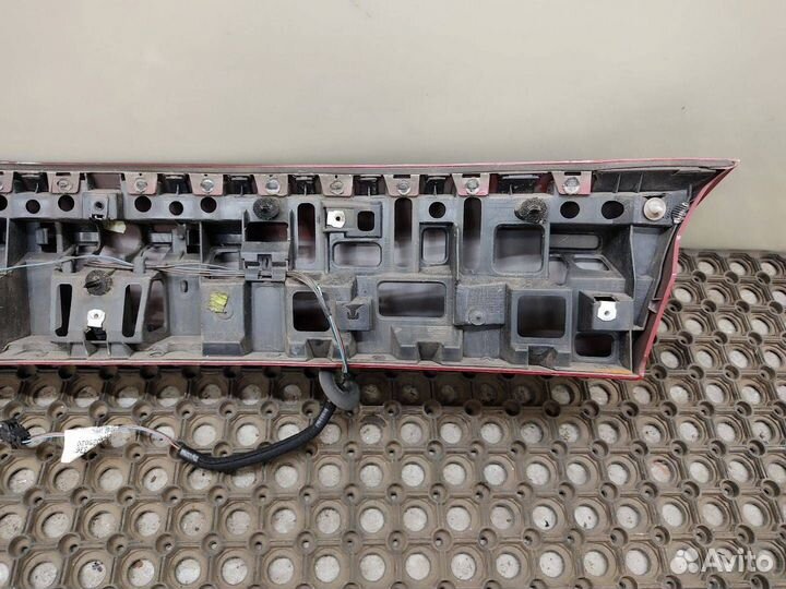 Накладка двери (крышки) багажника Renault Megane