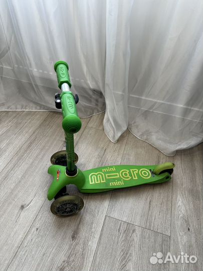 Самокат мини микро делюкс