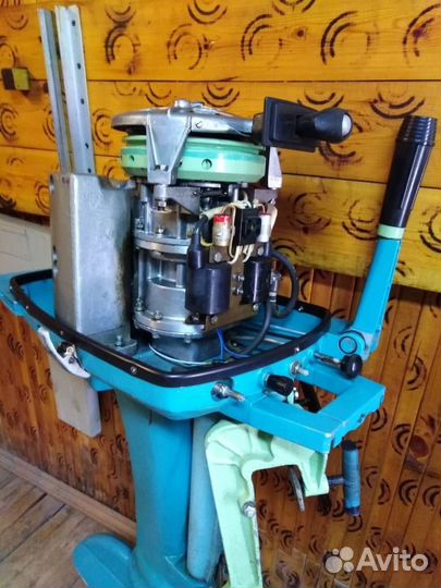 Лодочный мотор 