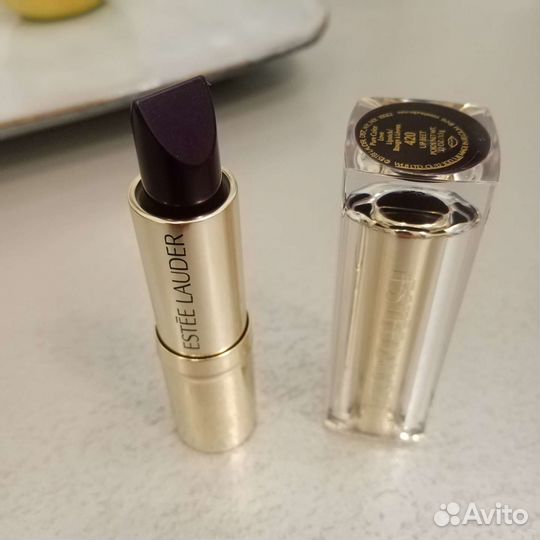 Помада Este Lauder