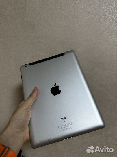 iPad 2 (Wi-Fi + 3G)