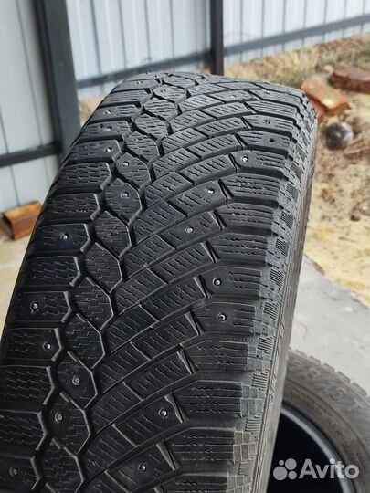 Gislaved Nord Frost 200 205/65 R16