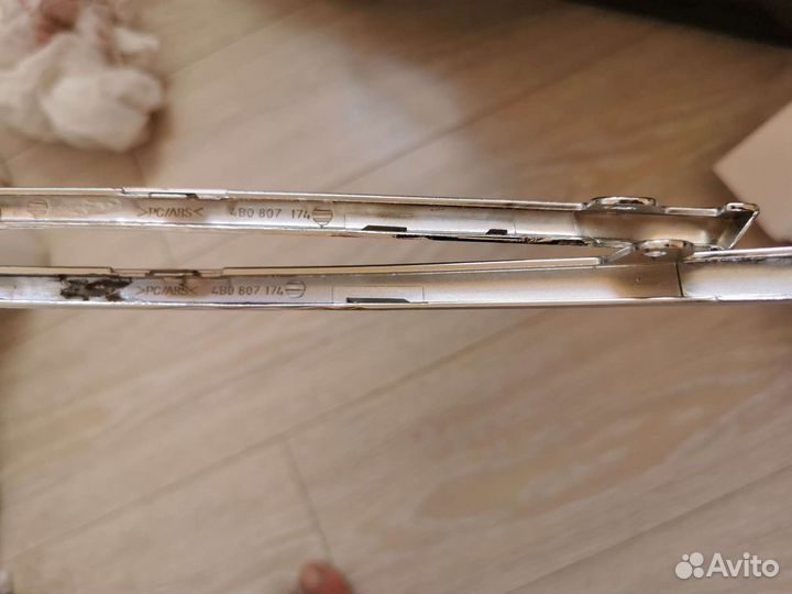 Молдинг бампера, планка под фару