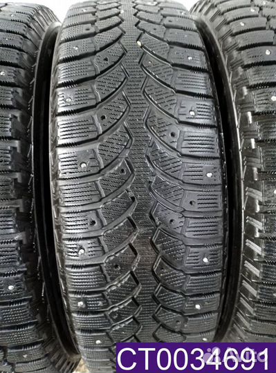 Bridgestone Blizzak Spike-01 215/70 R16 96T