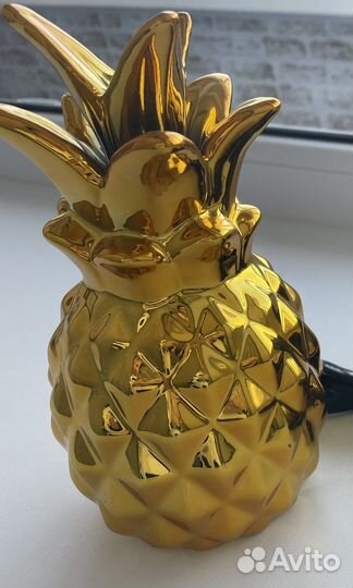Статуэтка ананас