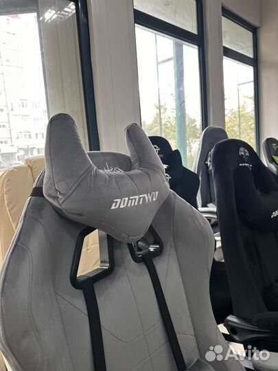 Компьютерное кресло велюровое