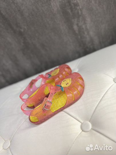 Босоножки для девочки