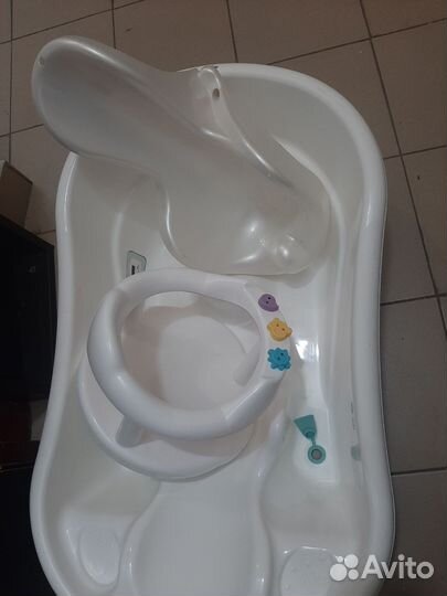 Ванночка для купания с горкой
