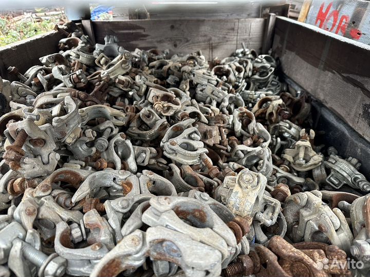 Хомут поворотный для хомутовых лесов