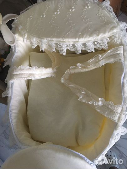 Ажурная переноска для детей на выписку