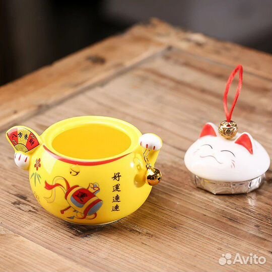 Манеки неко японский кот, шкатулка-сувенир подарок