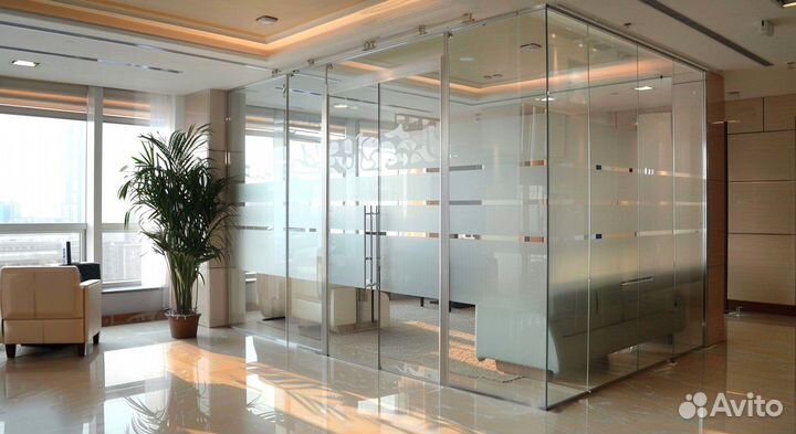 Раздвижные стеклянные перегородки