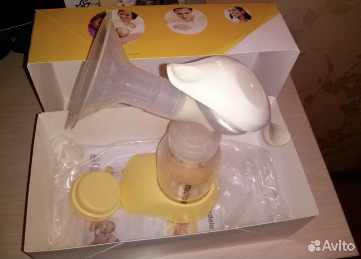 Молокоотсос medela ручной
