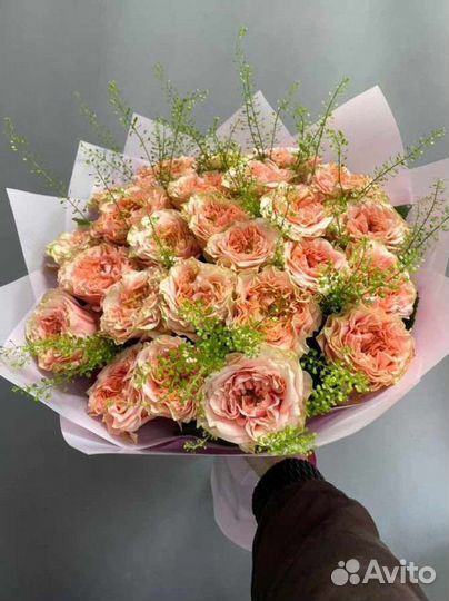 Красная розовая оранжевая белая роза букет