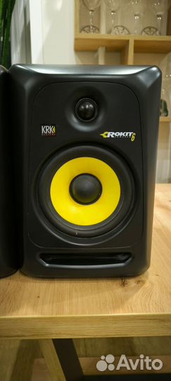 Студийные мониторы колонки Krk rokit 6 g3