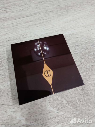 Charlotte tilbury тени