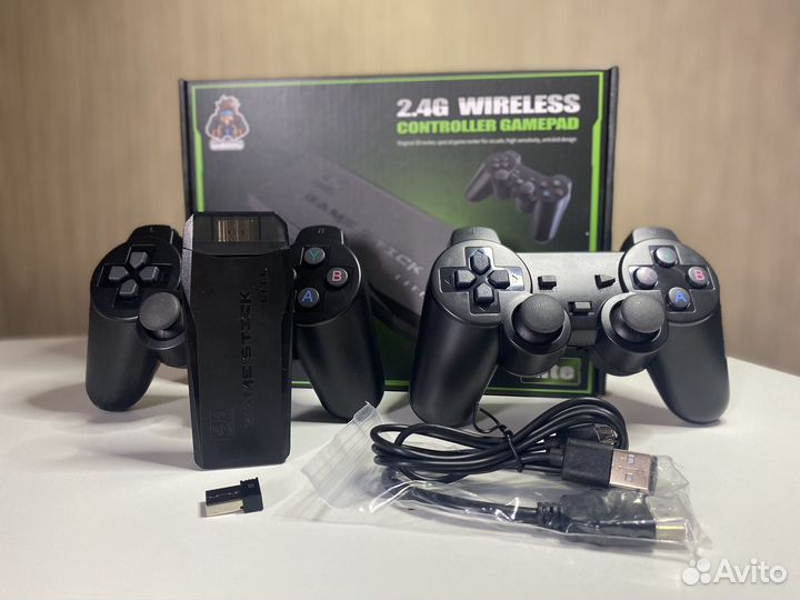 Игровая приставка геймстик 64Гб 10000 ретро игр