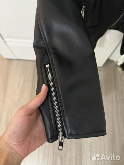 Кожаная косуха Zara