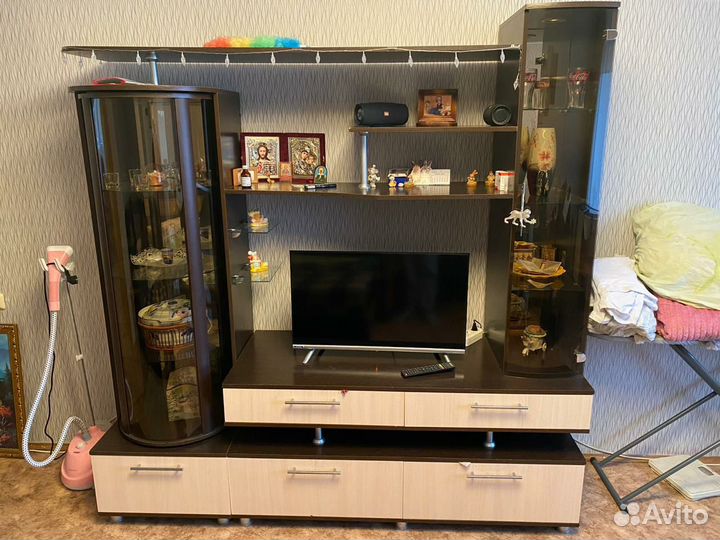 Стенка в гостиную бу