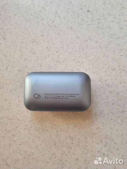 Продаю кейс для наушников Mifo O5