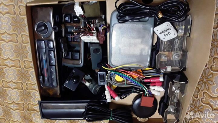 Блок управления Nissan Maxima