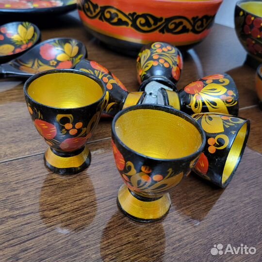 Набор посуды хохлома