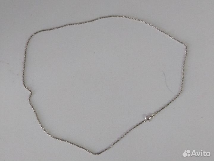 Серебряная цепочка на шею