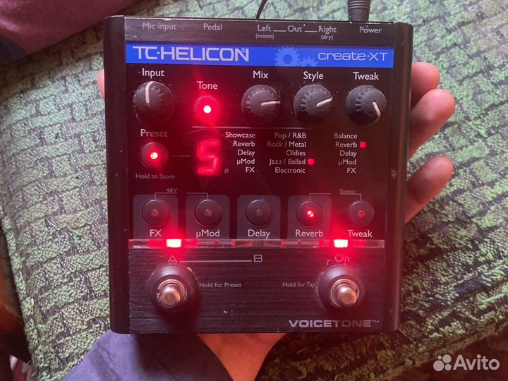 Гитарная педаль tc-helicon create-xt