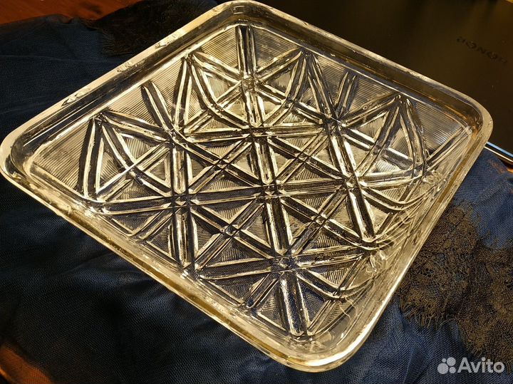 Хрустальное тяжелое блюдо СССР 22*22. Стильное ;Р