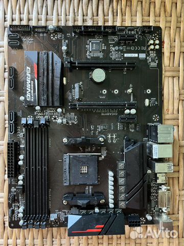 Материнская плата Gigabyte B450 GamingX сокет am4 купить в Ялте ...