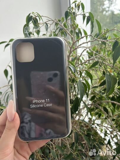 Оригинальный чехол iPhone 11