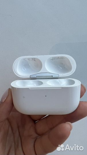 Кейс для airpods pro, первая серия ориганал