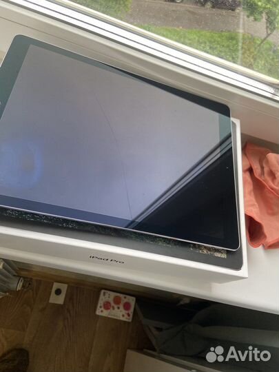 iPad pro 12,9 64 Гб (2 поколения)