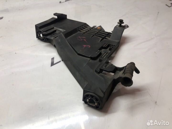 Крепление фары правое Audi A5 8T3 2011