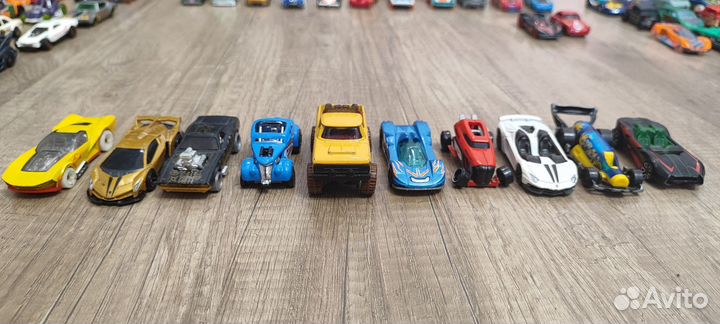 Машинки Hot wheels