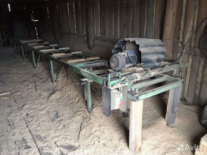 Кромкообрезной станок