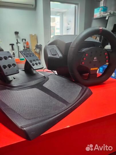 Игровой руль Logitech momo Racing 270