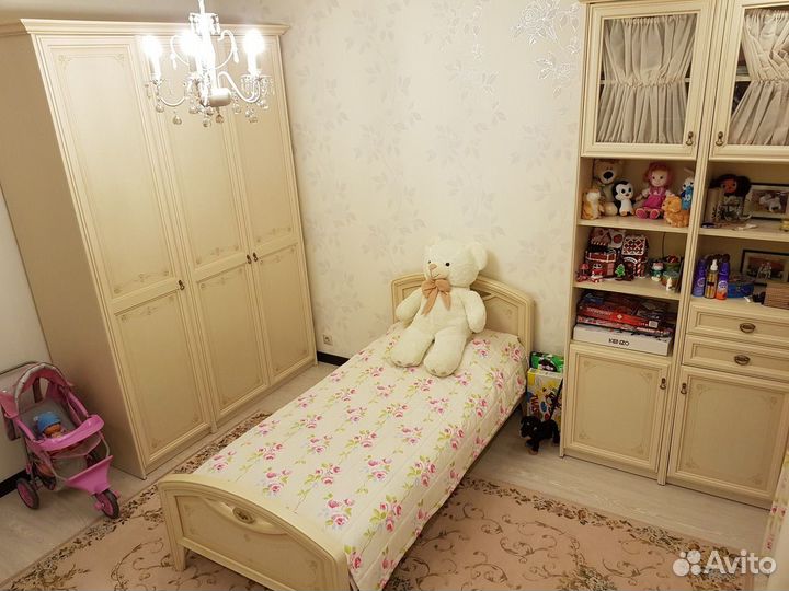 Детская кровать с матрасом