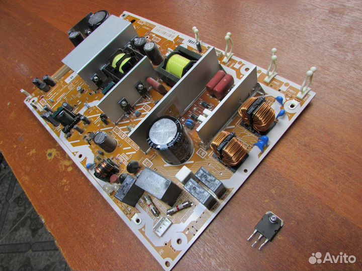 Телевизоры на запчасти