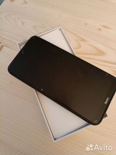 Xiaomi Redmi 8, 4/64 ГБ