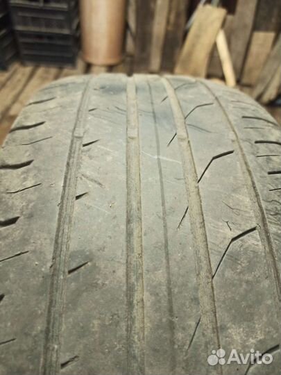 Continental ContiPremiumContact 2 215/60 R16