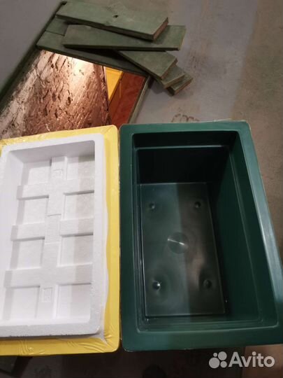 Ящик пластиковый с крышкой, (термоконтейнер)