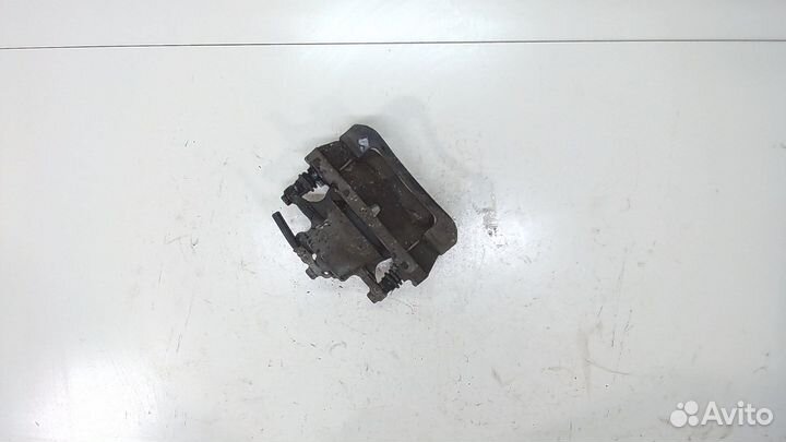 Суппорт Toyota Corolla E15, 2011