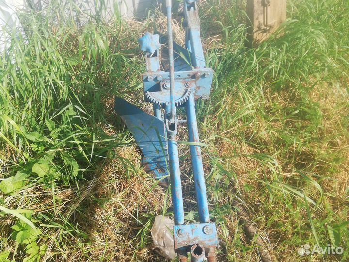 Плуг к мотоблоку