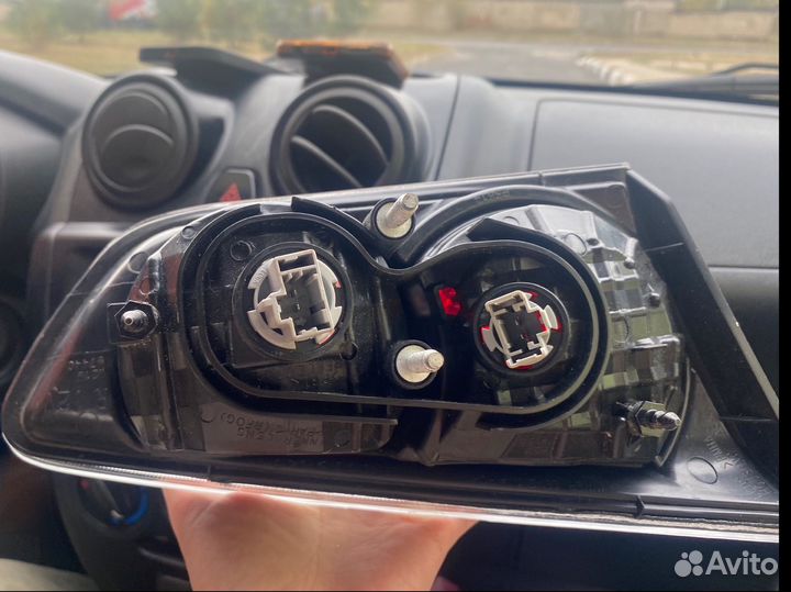 Фара задняя правая на Mitrsubishi Lancer 10