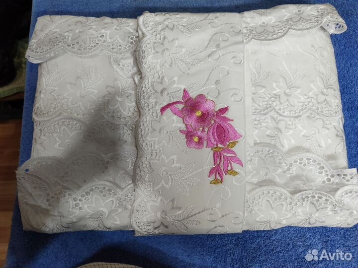 Белье, пододеяльники с вышивкой и разные СССР