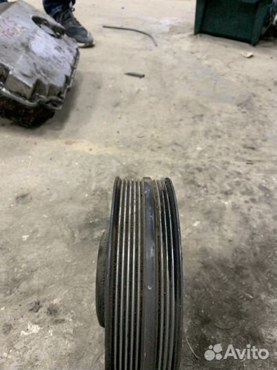 Шкив коленвала Audi A6C5 A4B5 AFB 2.5 TD