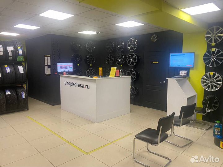 Nokian Tyres Nordman 8 215/55 R17