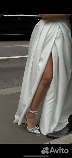 Свадебное платье 46 48 длинное со шлейфом