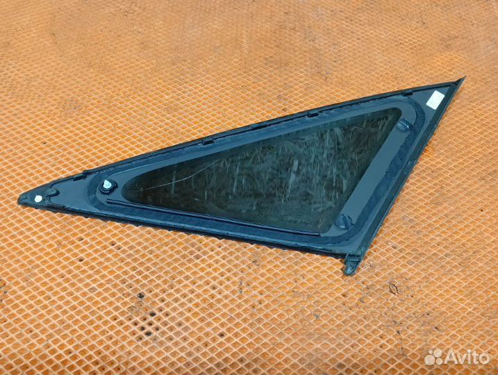 Стекло боковое левое Audi A6 C7 4G cgwb 2012